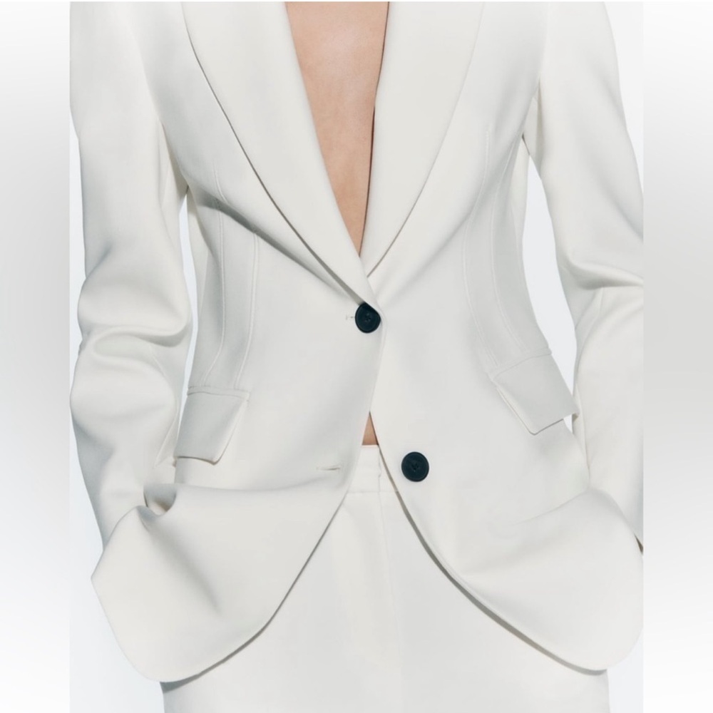 ZARA SIZE LARGE NWT FITTED SHOULDER PAD BLAZER Oyster-white - Picture 2 of 12